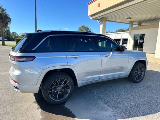 2023 Jeep Grand Cherokee Summit