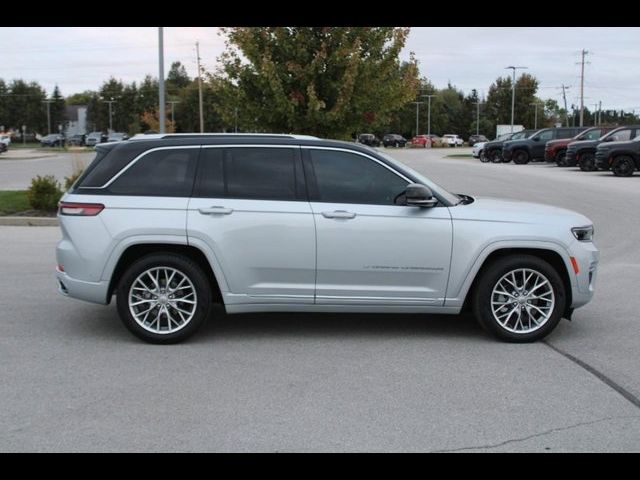 2023 Jeep Grand Cherokee Summit