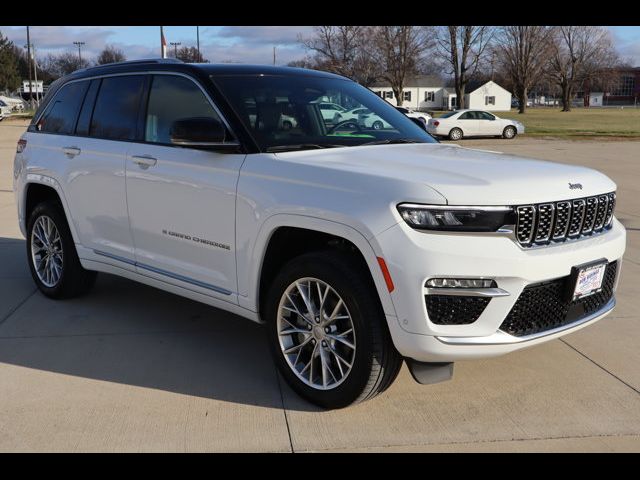 2023 Jeep Grand Cherokee Summit