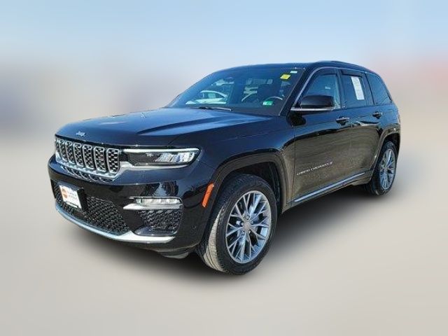 2023 Jeep Grand Cherokee Summit