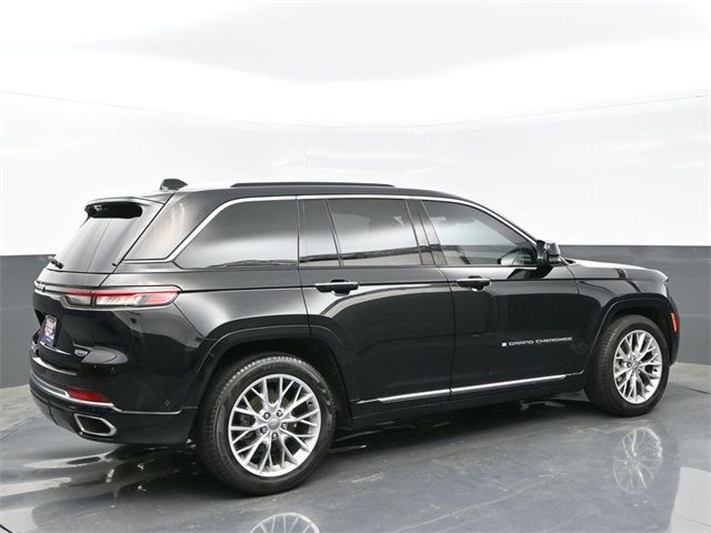 2023 Jeep Grand Cherokee Summit