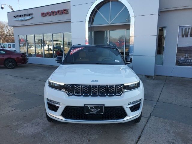 2023 Jeep Grand Cherokee Summit