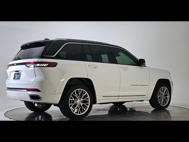 2023 Jeep Grand Cherokee Summit