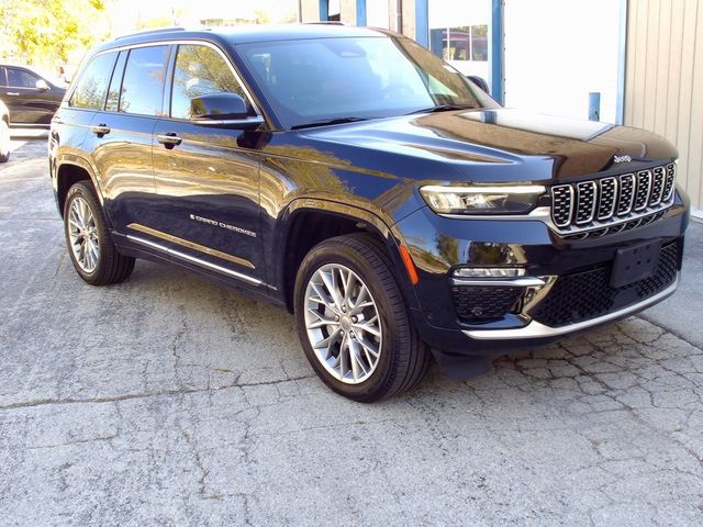 2023 Jeep Grand Cherokee Summit