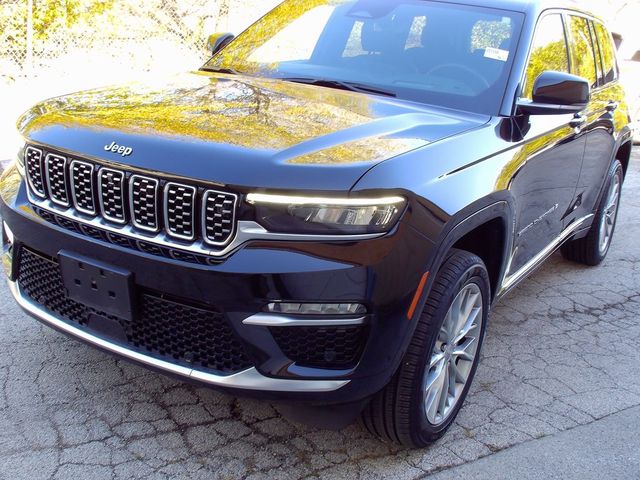 2023 Jeep Grand Cherokee Summit