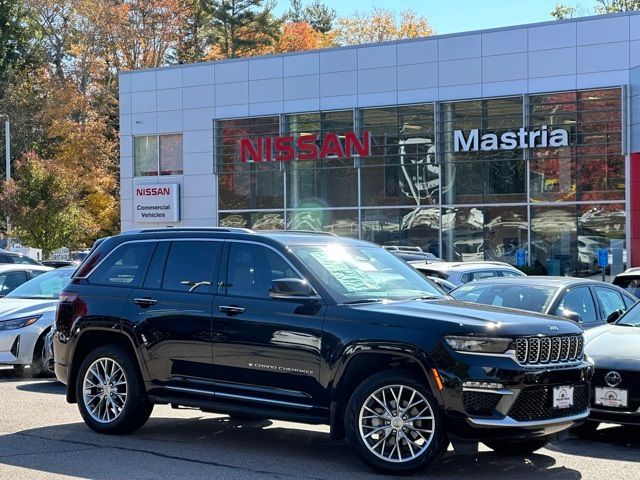 2023 Jeep Grand Cherokee Summit