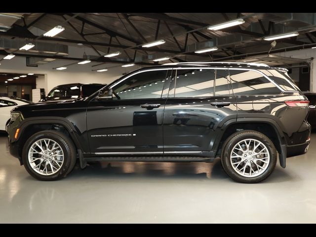 2023 Jeep Grand Cherokee Summit