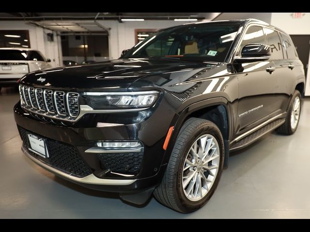 2023 Jeep Grand Cherokee Summit