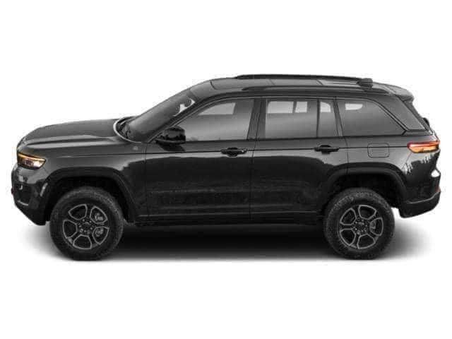 2023 Jeep Grand Cherokee Summit