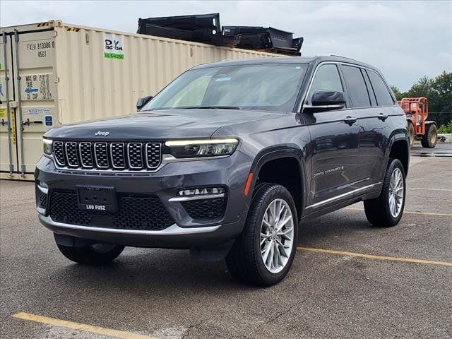 2023 Jeep Grand Cherokee Summit