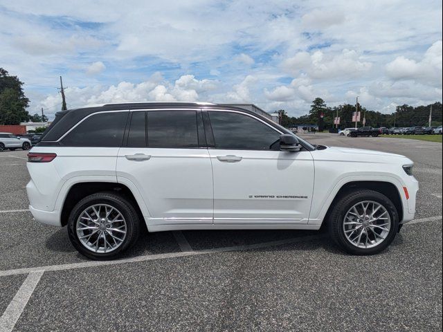 2023 Jeep Grand Cherokee Summit