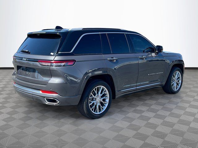 2023 Jeep Grand Cherokee Summit