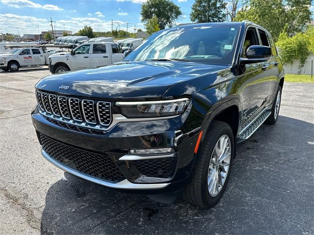 2023 Jeep Grand Cherokee Summit