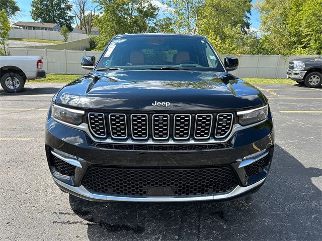 2023 Jeep Grand Cherokee Summit