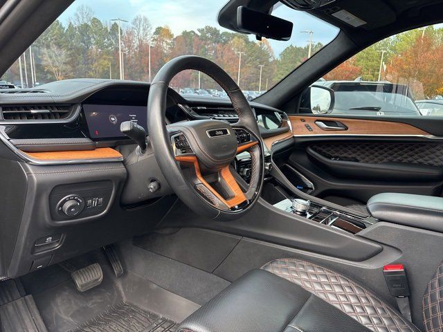 2023 Jeep Grand Cherokee Summit Reserve