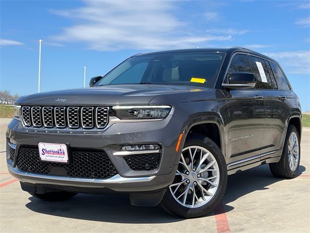 2023 Jeep Grand Cherokee Summit