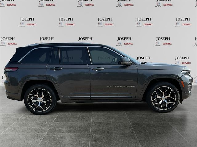 2023 Jeep Grand Cherokee Summit Reserve