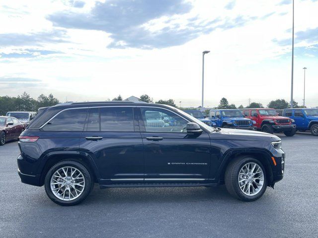 2023 Jeep Grand Cherokee Summit