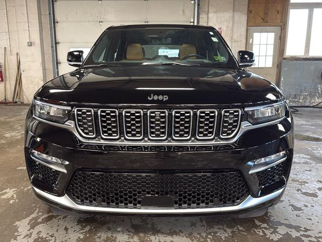 2023 Jeep Grand Cherokee Summit