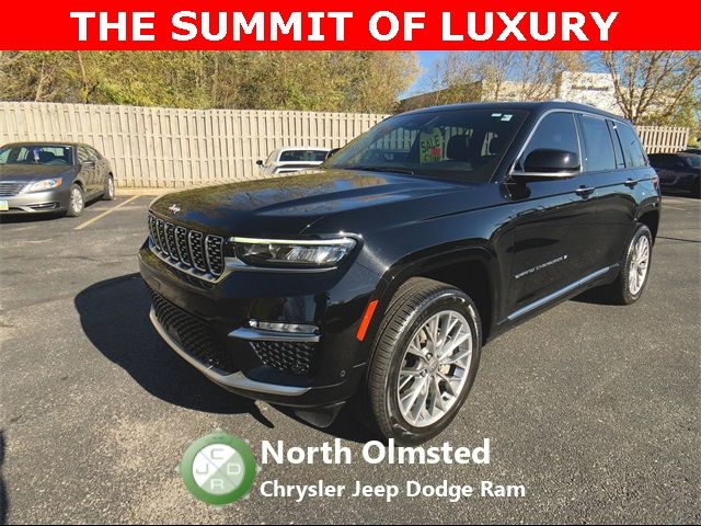 2023 Jeep Grand Cherokee Summit