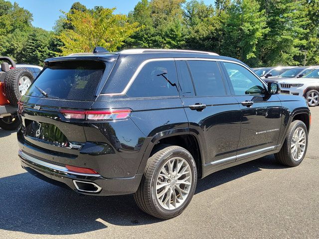 2023 Jeep Grand Cherokee Summit