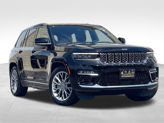 2023 Jeep Grand Cherokee Summit