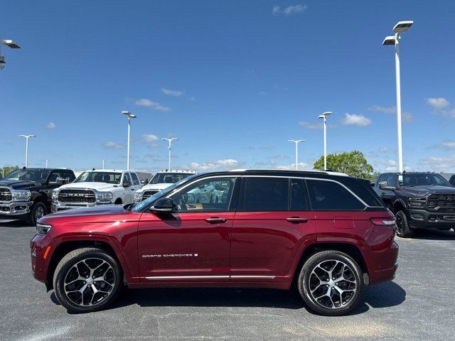 2023 Jeep Grand Cherokee Summit Reserve
