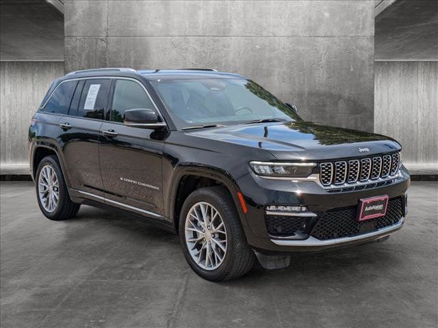 2023 Jeep Grand Cherokee Summit