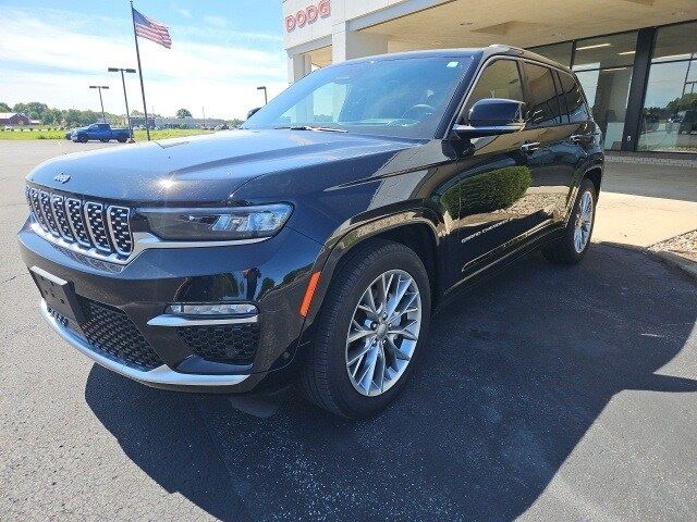 2023 Jeep Grand Cherokee Summit