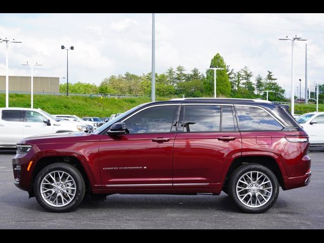 2023 Jeep Grand Cherokee Summit