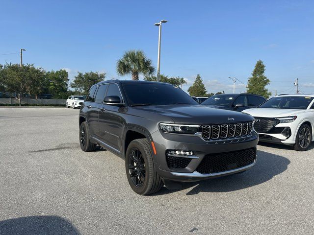 2023 Jeep Grand Cherokee Summit