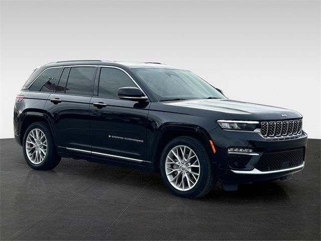 2023 Jeep Grand Cherokee Summit