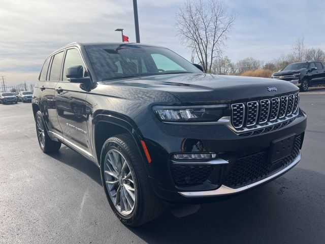 2023 Jeep Grand Cherokee Summit