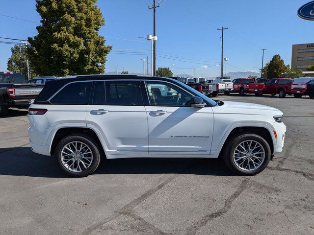 2023 Jeep Grand Cherokee Summit