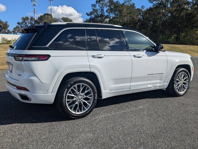 2023 Jeep Grand Cherokee Summit