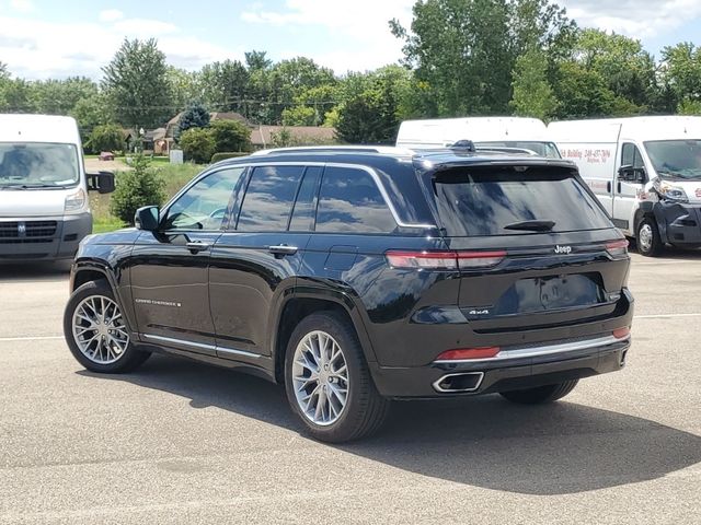 2023 Jeep Grand Cherokee Summit