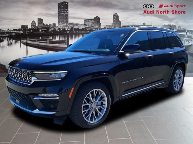 2023 Jeep Grand Cherokee Summit