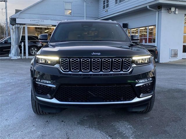 2023 Jeep Grand Cherokee Summit