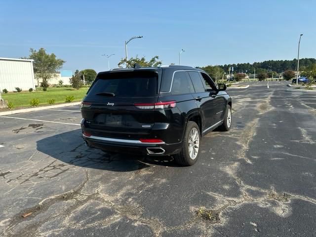 2023 Jeep Grand Cherokee Summit