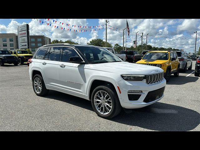 2023 Jeep Grand Cherokee Summit