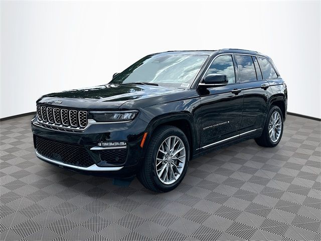 2023 Jeep Grand Cherokee Summit