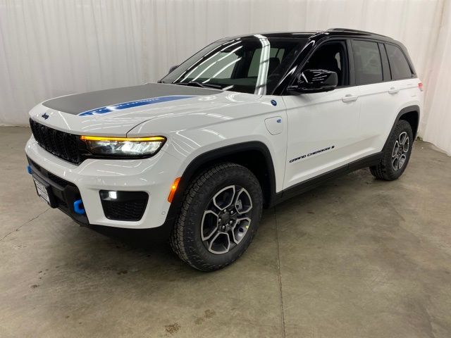 2023 Jeep Grand Cherokee 4xe Trailhawk