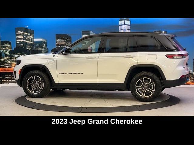 2023 Jeep Grand Cherokee 4xe Trailhawk