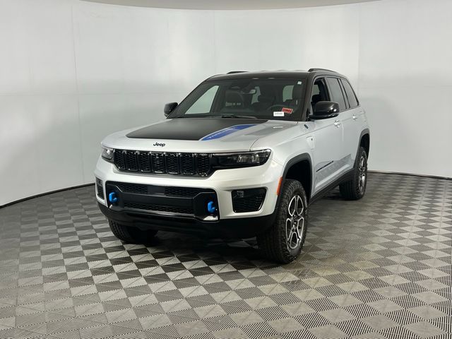 2023 Jeep Grand Cherokee 4xe Trailhawk