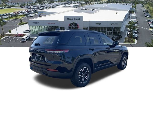 2023 Jeep Grand Cherokee 4xe Trailhawk