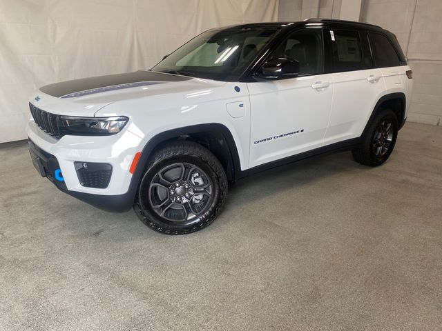 2023 Jeep Grand Cherokee 4xe Trailhawk