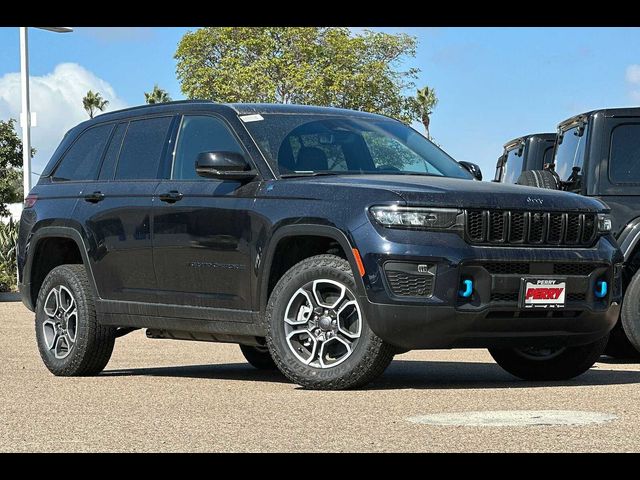 2023 Jeep Grand Cherokee 4xe Trailhawk