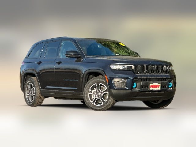 2023 Jeep Grand Cherokee 4xe Trailhawk