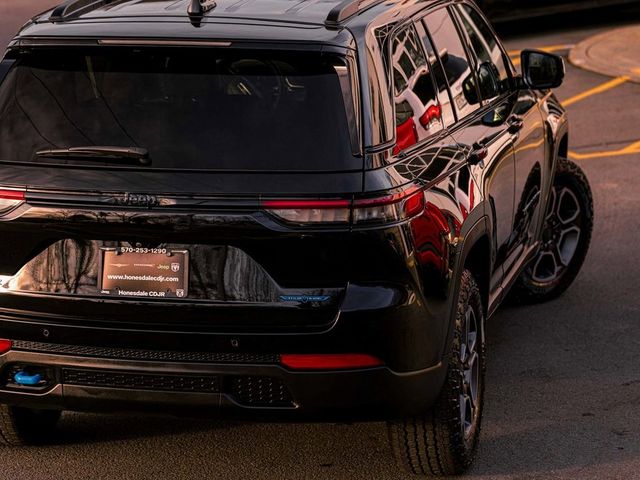 2023 Jeep Grand Cherokee 4xe Trailhawk