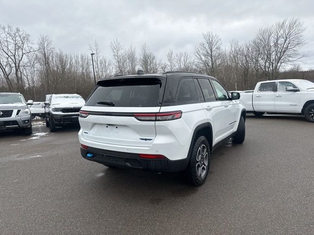 2023 Jeep Grand Cherokee 4xe Trailhawk